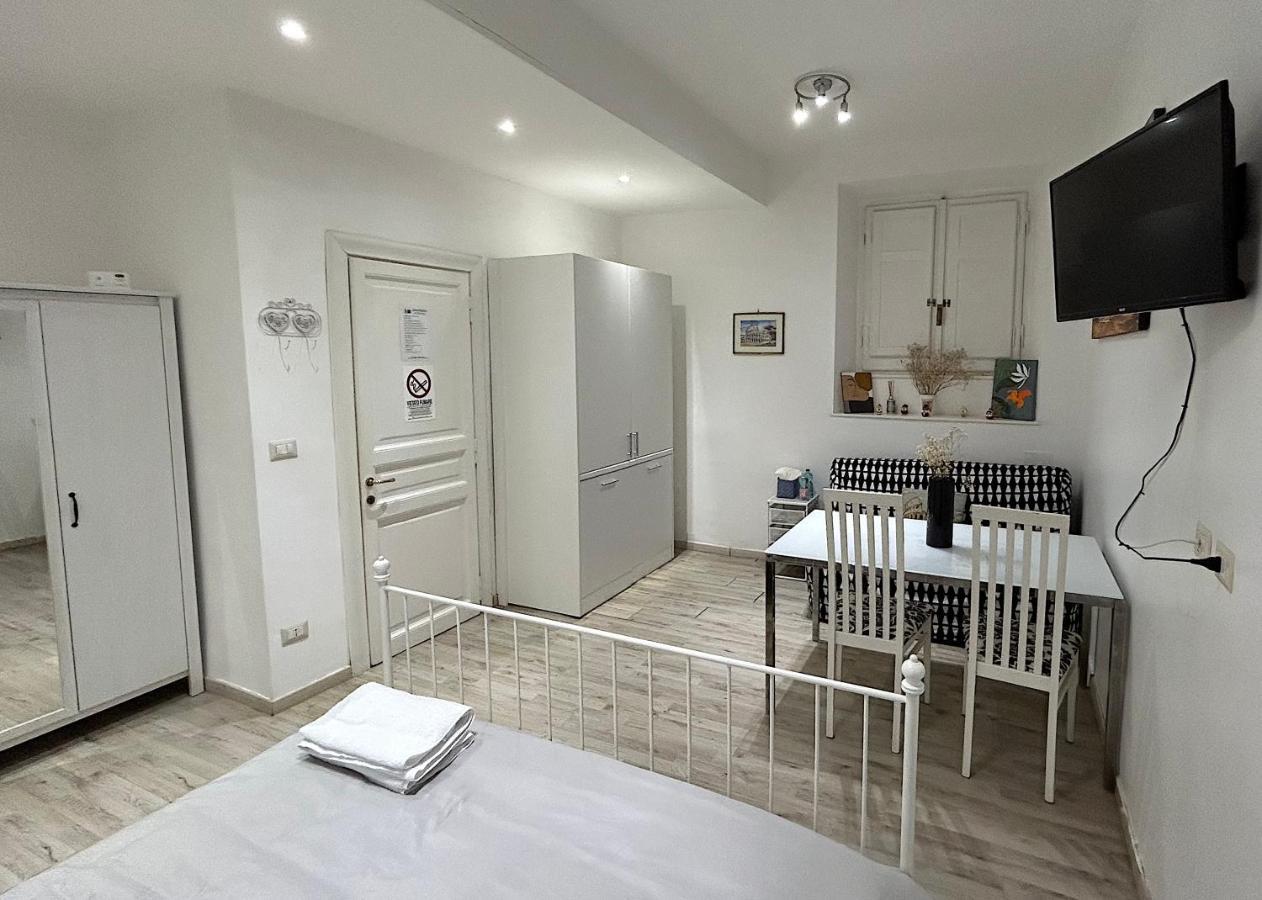 Urbe - Delizioso Appartamento Quartiere Coppede ローマ エクステリア 写真